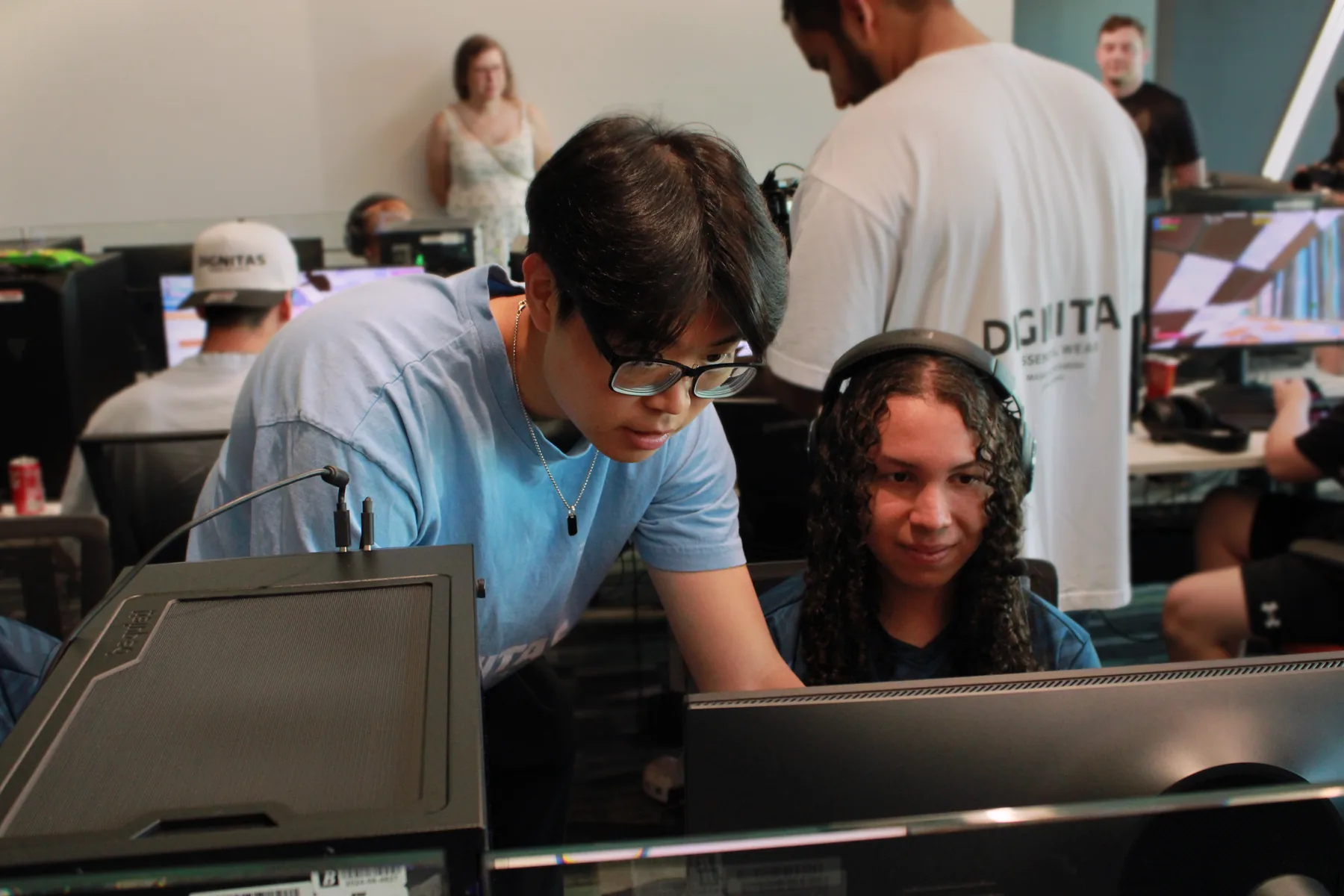 Youth esports players during Dignitas Bootcamp training